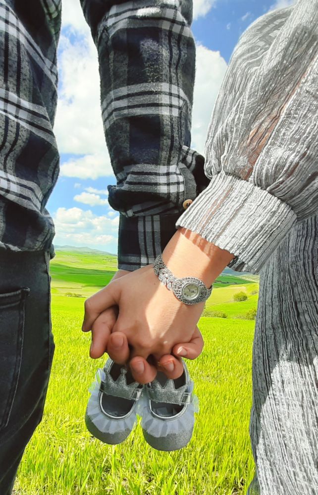 توی شکم مامان نورا عزیزی