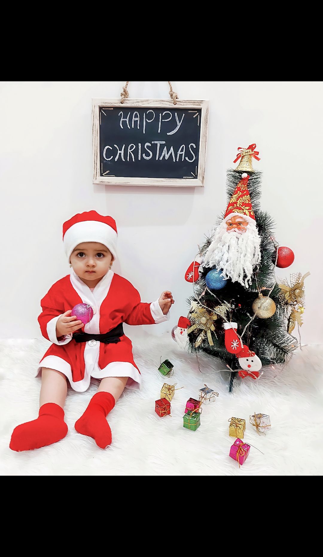 جشن کریسمس کودک نورا عزیزی