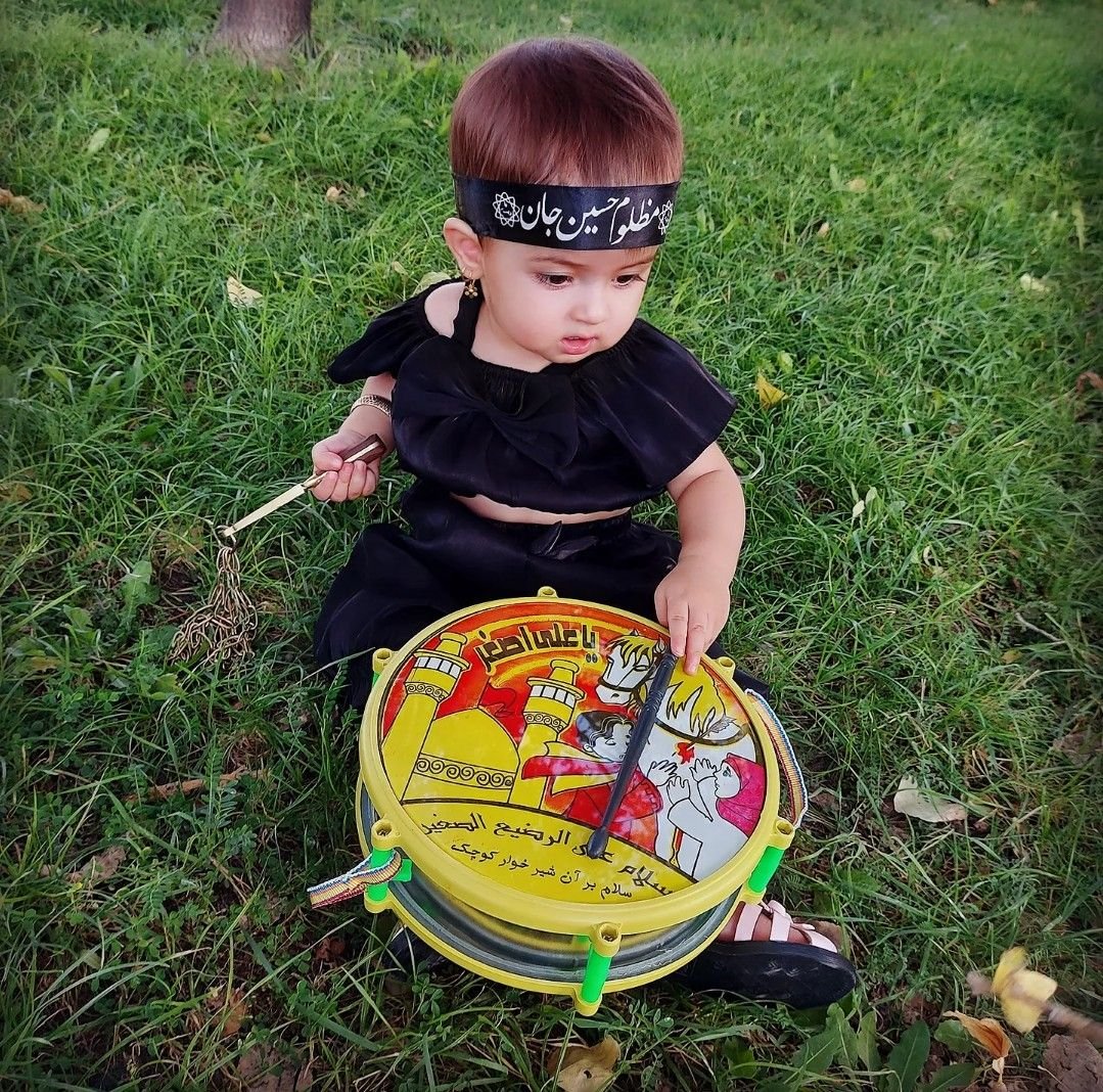 عکس محرم کودک نورا عزیزی