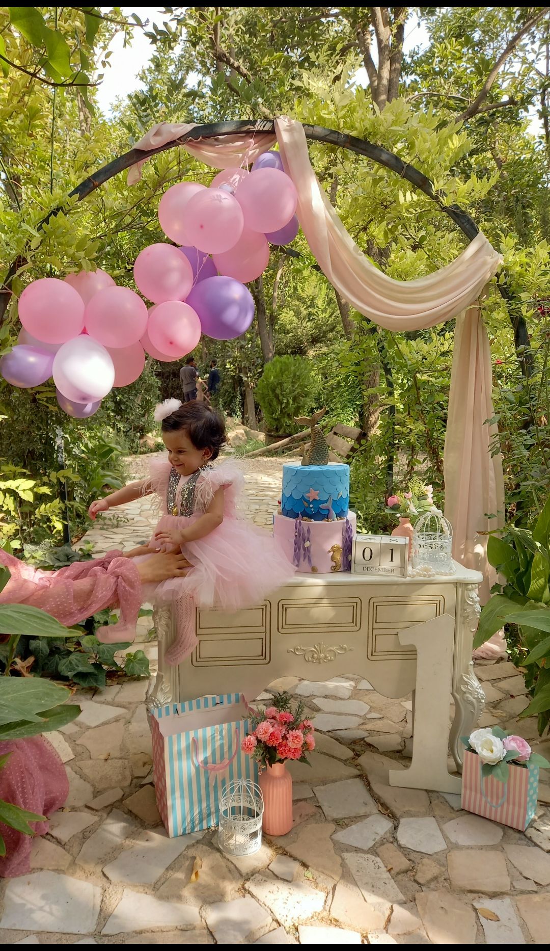 تولد یک سالگی کودک آیرین اسماعیلی