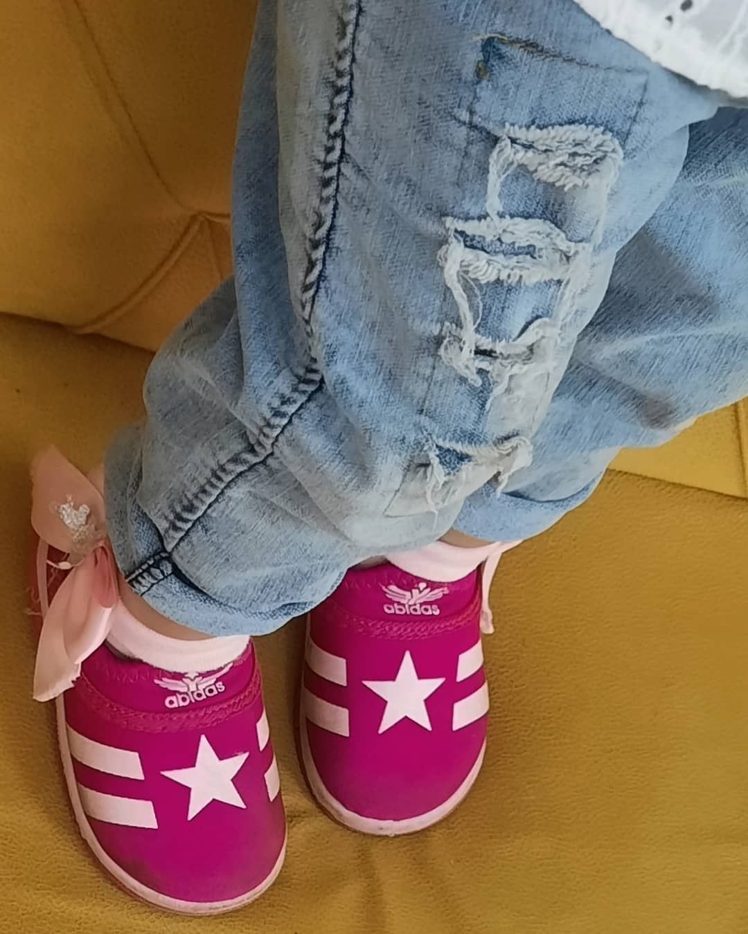 ایستادن نوزاد آیرین اسماعیلی