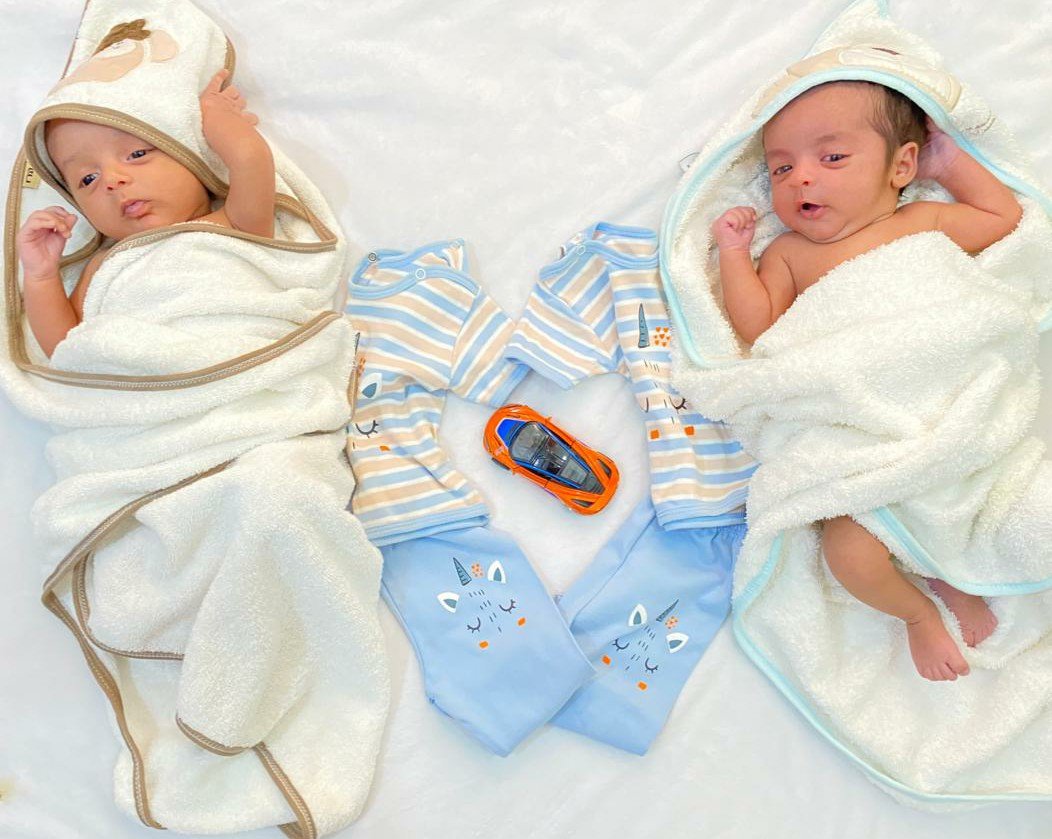 عکس نوزادان دوقلو آراد و رایان قاسمی