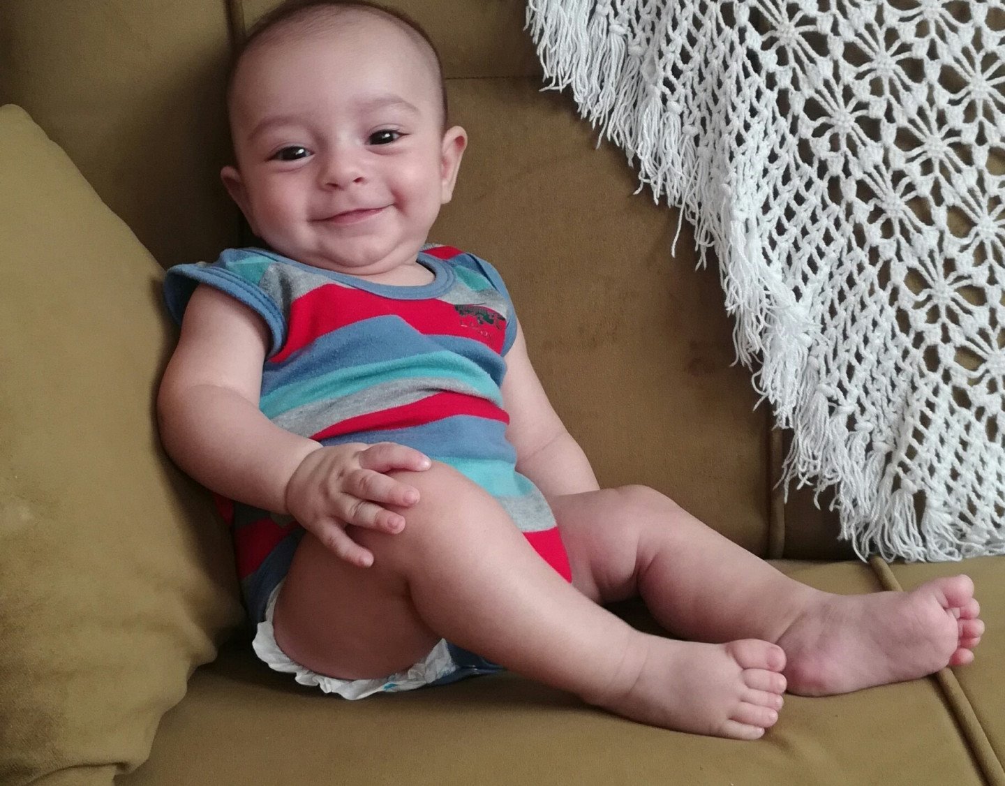 اولین نشستن نوزاد barbod pazoki