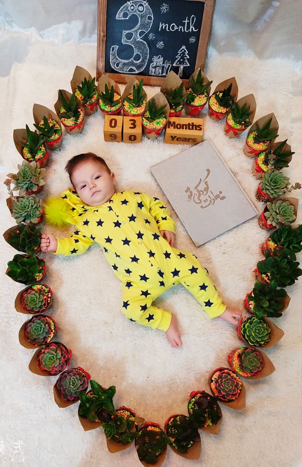 پارچه ماهگرد طرح ونوس رنگی ماهان بایرام زاده