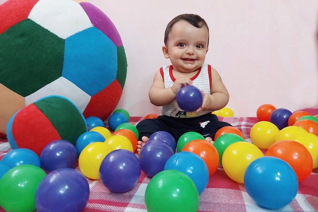 اولین نشستن نوزاد علی جووونم