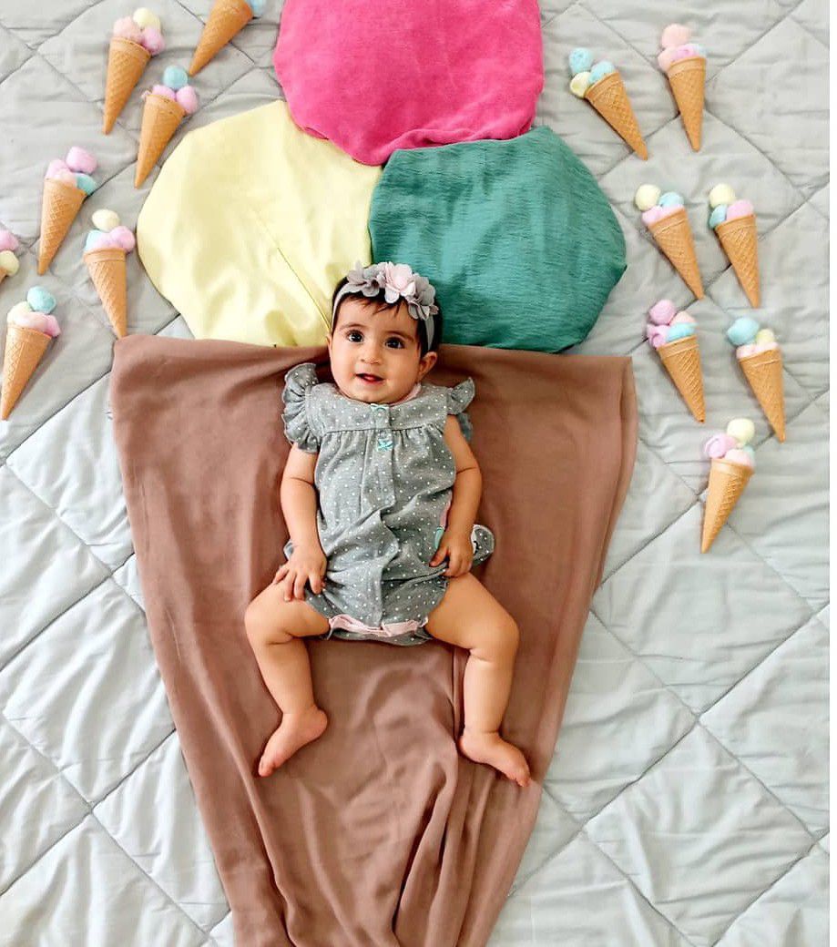 تم عکس تابستانی کودک دریا ذاکری