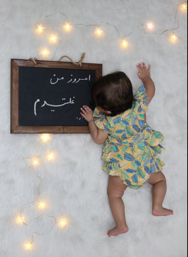 غلتیدن نوزاد نیلا