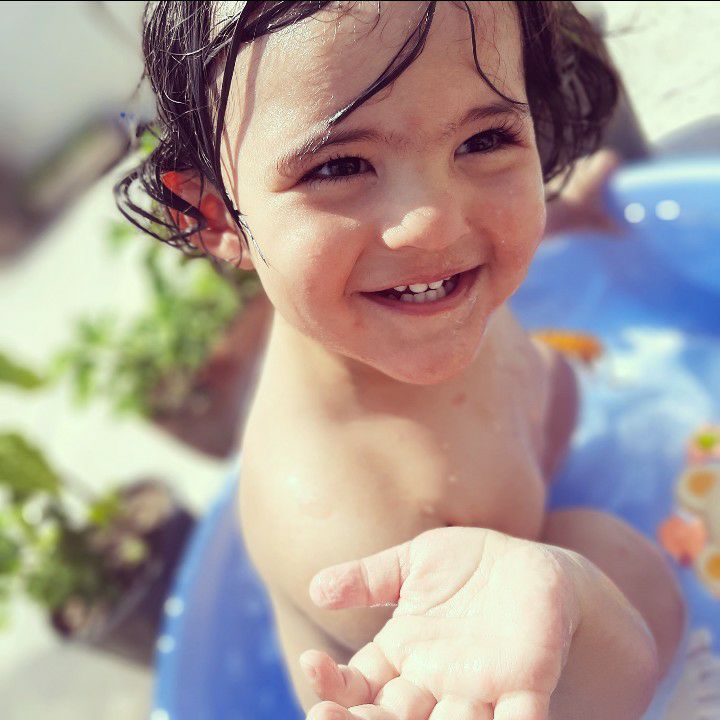 هجده ماهگی کودک الوین معرفت