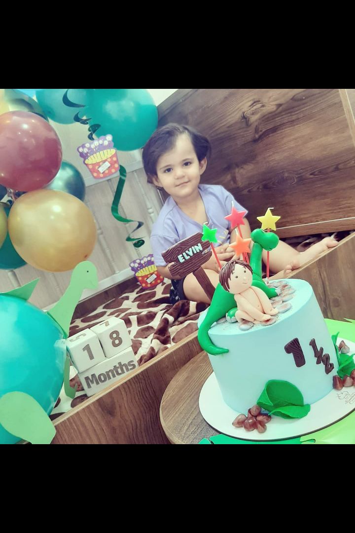 هجده ماهگی کودک الوین معرفت