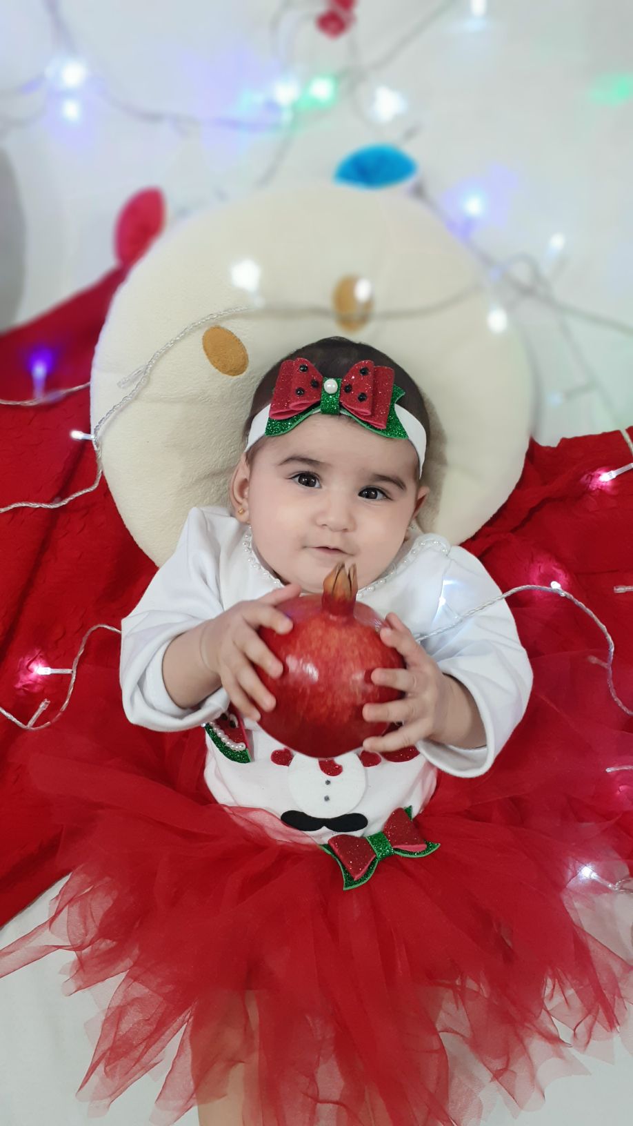 شب یلدا کودک نیروانا نیرومند