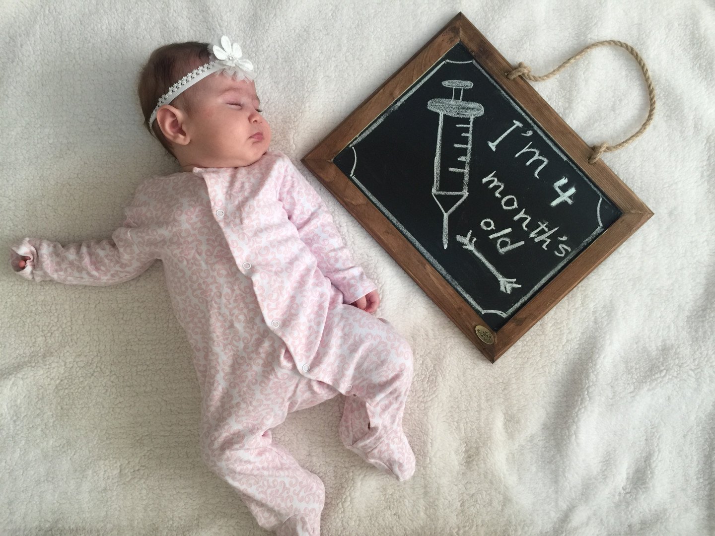 واکسن زدن من صدف قاسمی