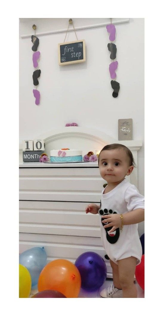 راه رفتن نوزاد طاها