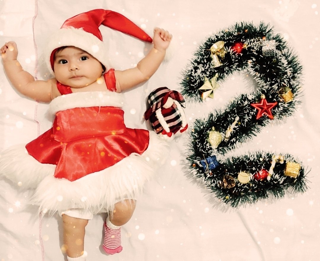 اولین خنده نوزاد ماهلین صالحی