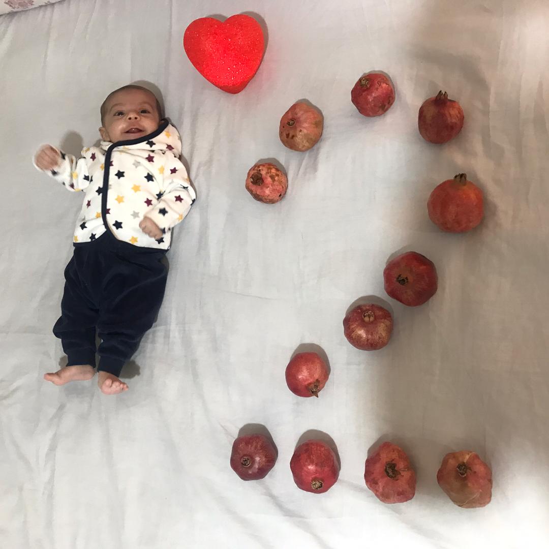 اولین خنده نوزاد یارا محمدنیا