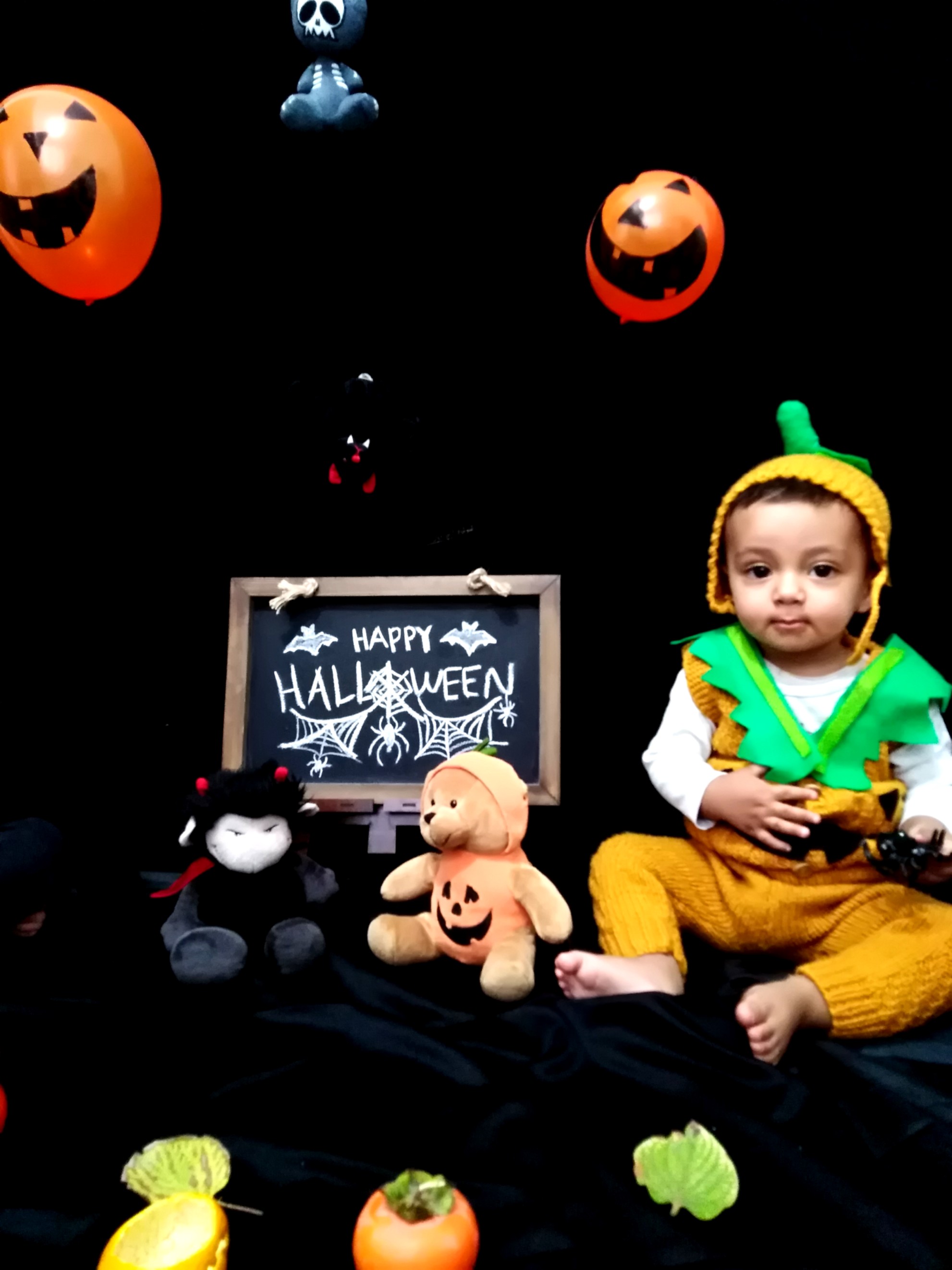 جشن هالووین کودک کیارش ابراهیمی