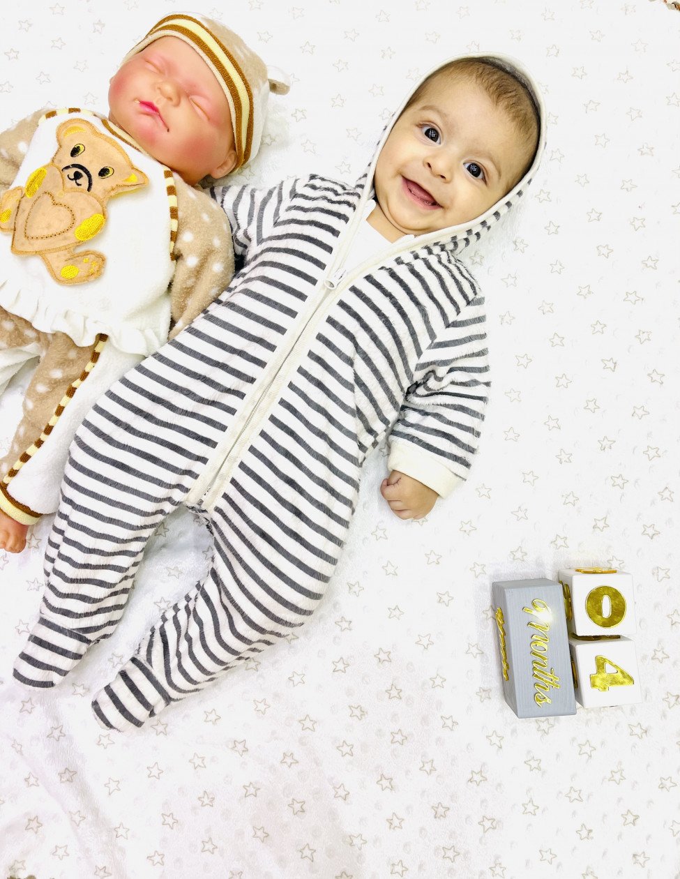 چهار ماهگی نوزاد پرهام قلی پور