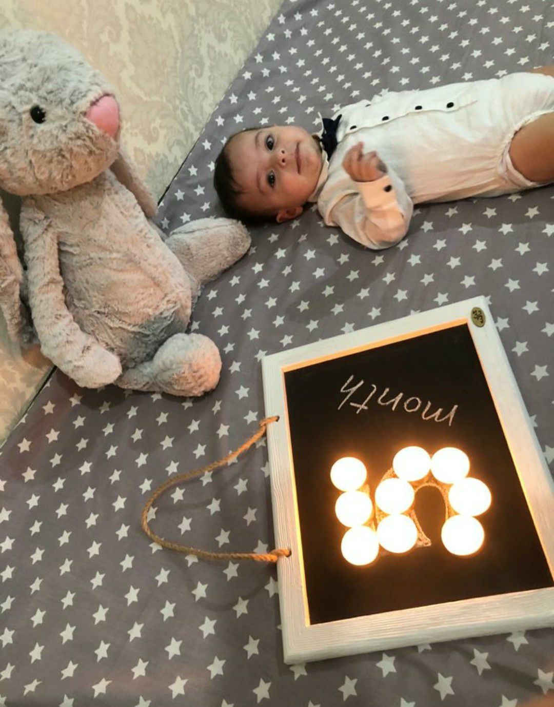 تخته سیاه سفید آریا حیدری