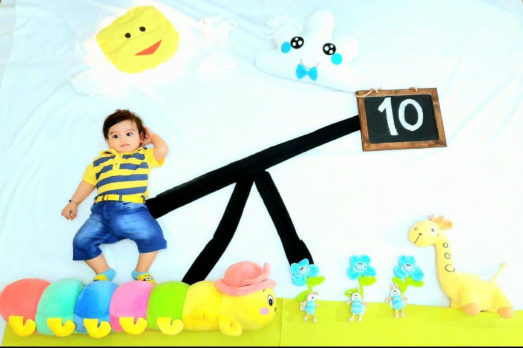 اولین نشستن نوزاد محمد طاها عبدی ??