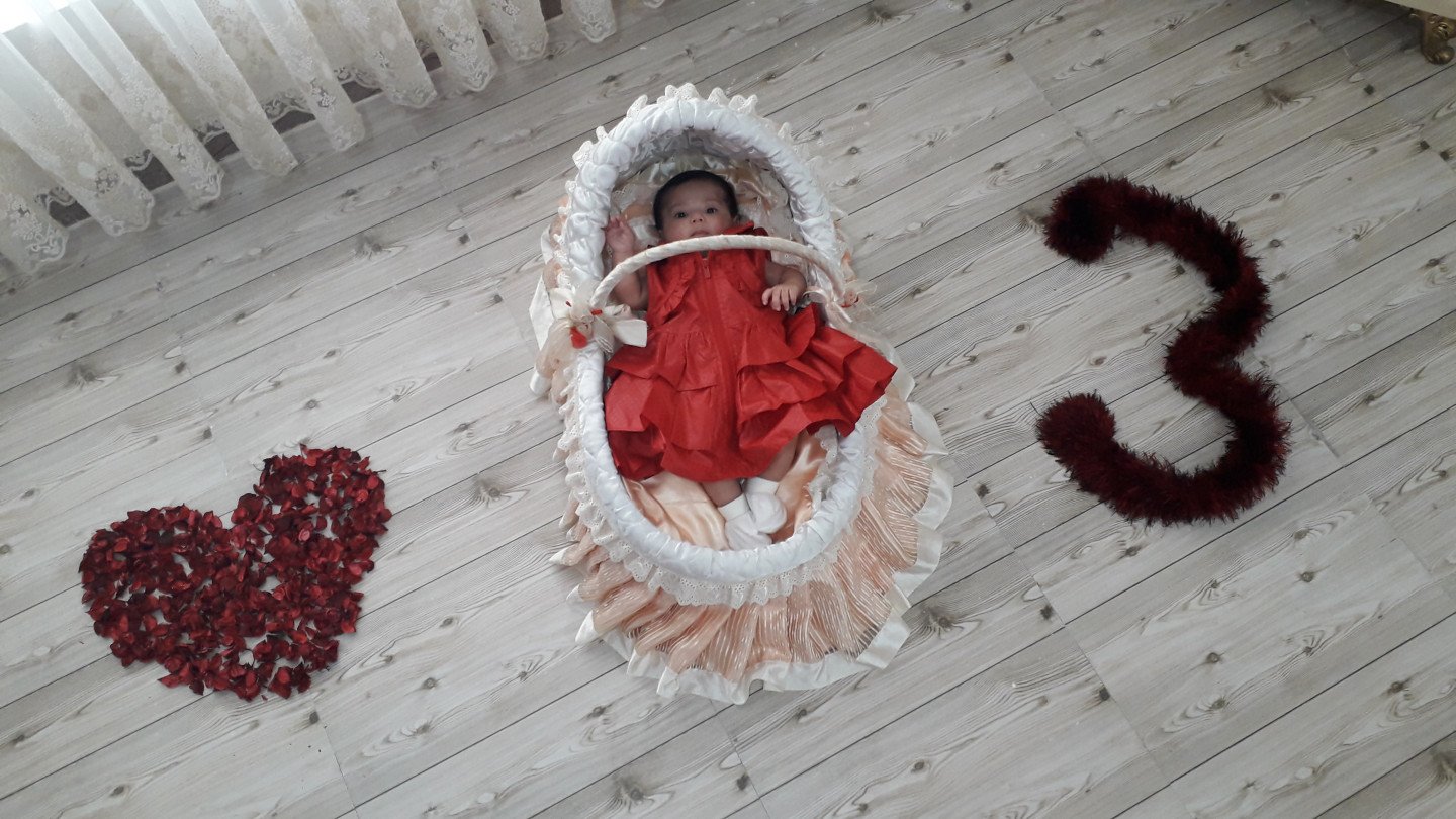 دوازده ماهگی نوزاد مرسانا رهدار