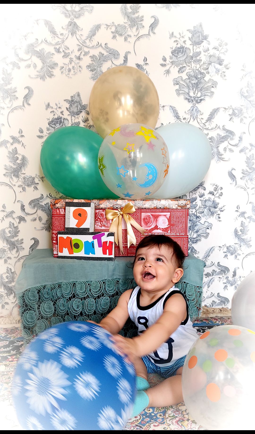 تم عکس زمستانی نوزاد محمد طه صادقی