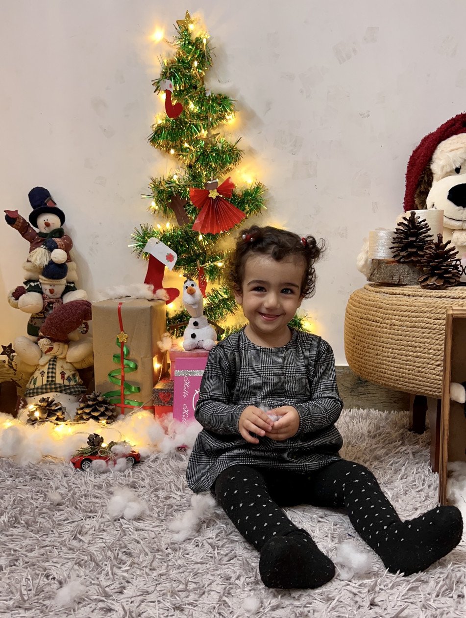 جشن کریسمس کودک دلوین قلی نژاد