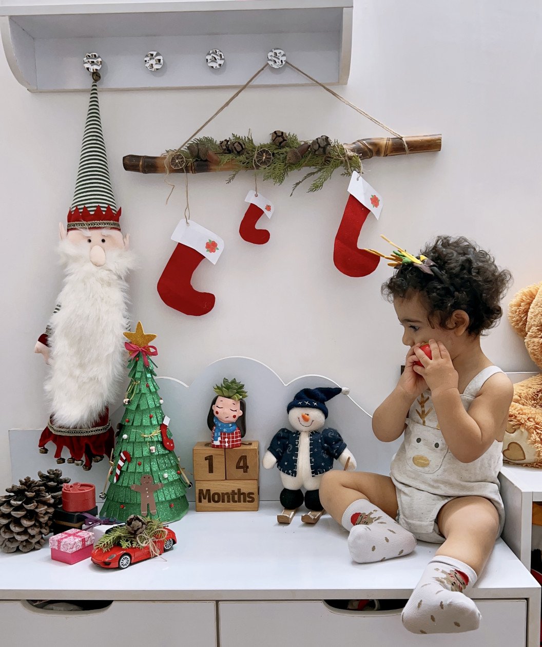 جشن کریسمس کودک دلوین قلی نژاد