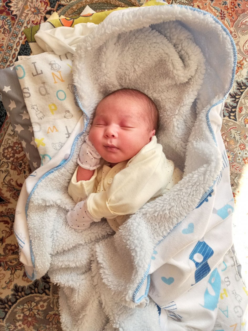 لالا کردنم آراز ادوشا