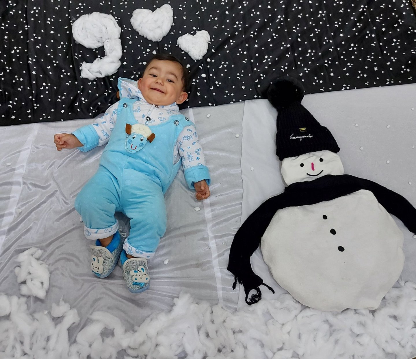 تم عکس زمستانی نوزاد حسین امیری