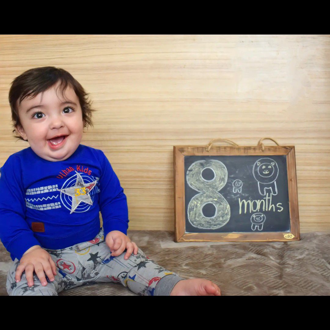 هشت ماهگی نوزاد آدریَن شاپورجانی