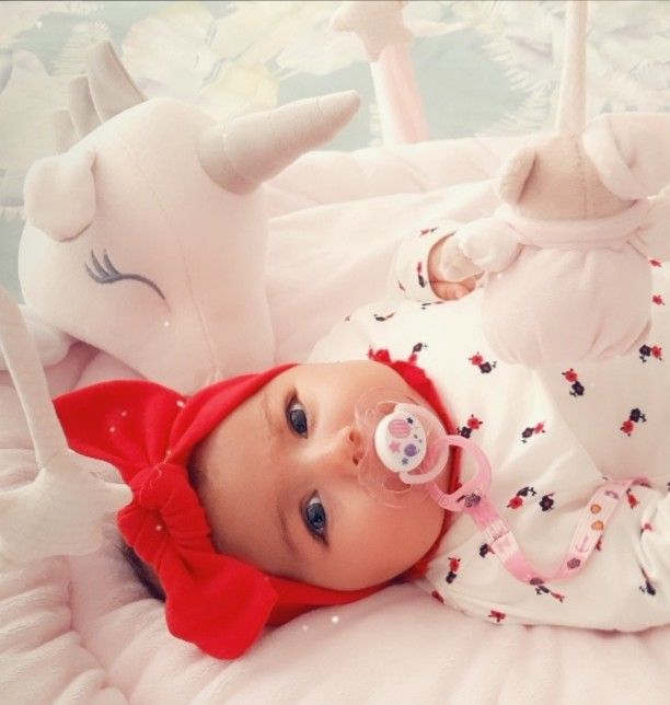 تم عکس بهاری کودک delvin