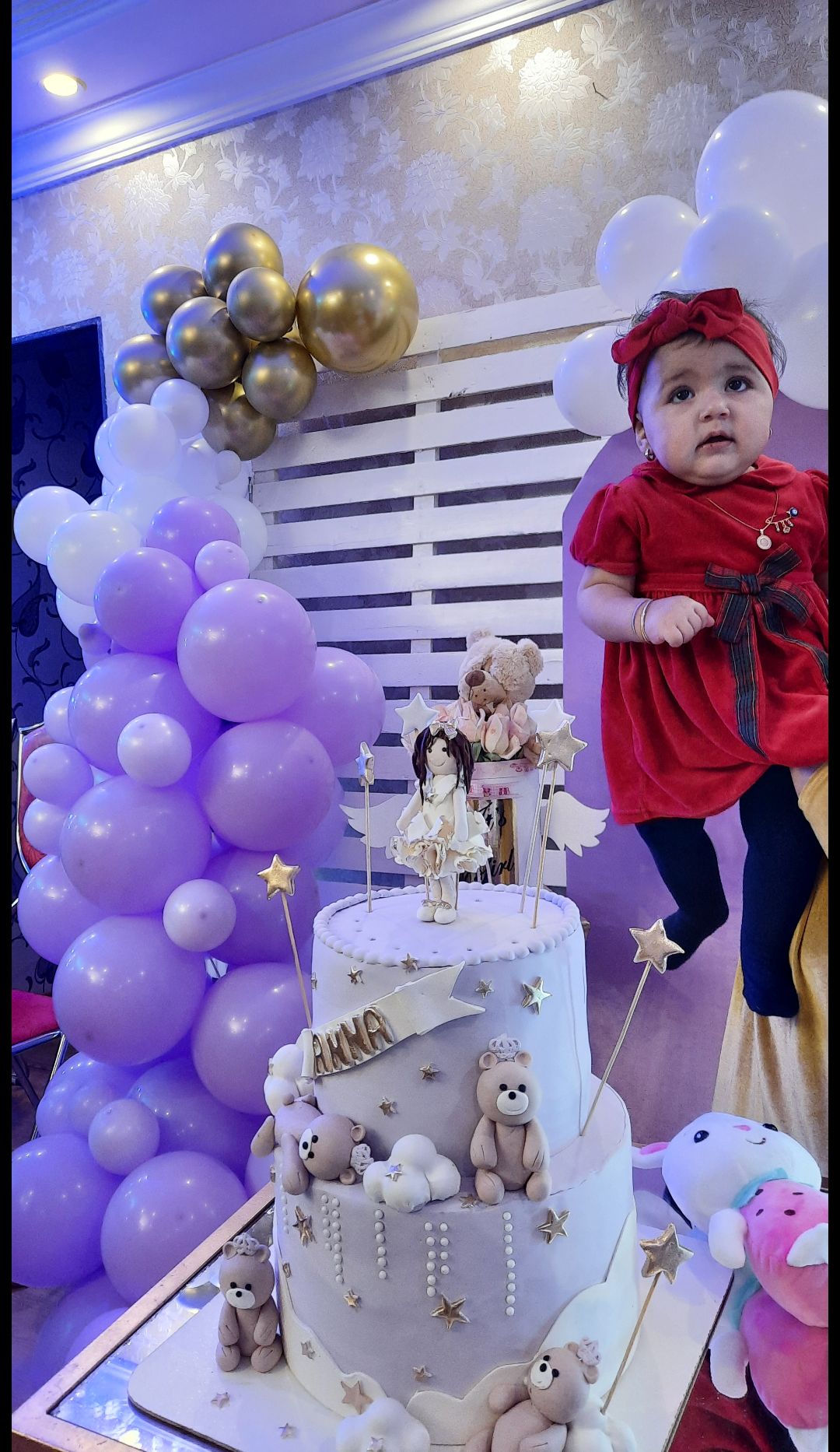 نه ماهگی نوزاد delvin