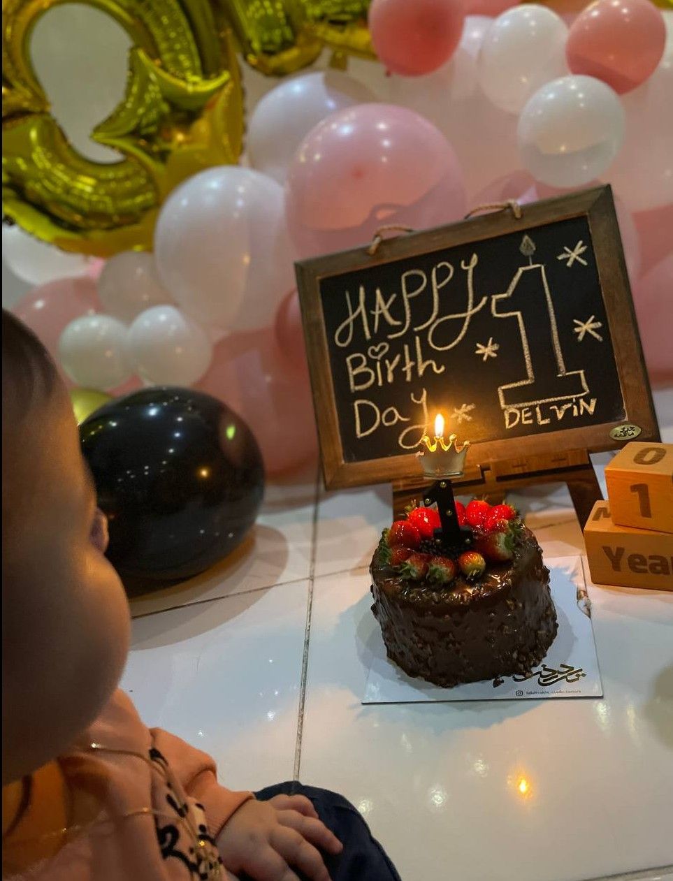 تولد یک سالگی کودک delvin