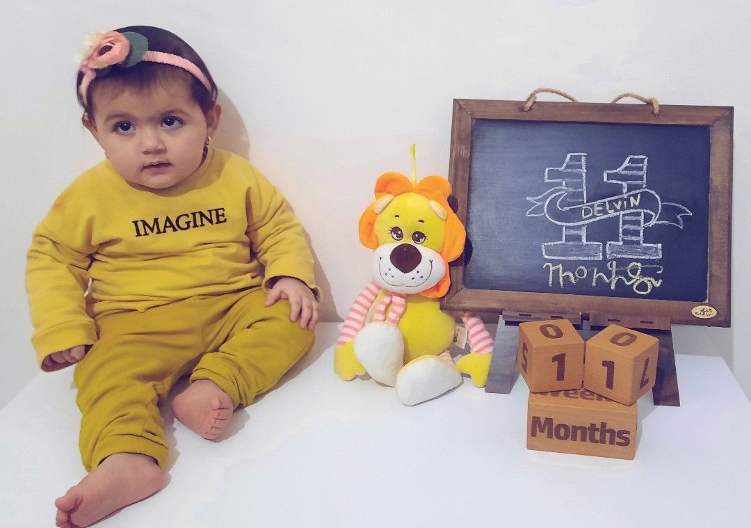 یازده ماهگی نوزاد delvin