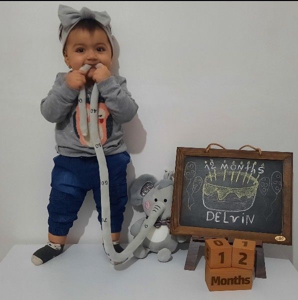 دوازده ماهگی نوزاد delvin