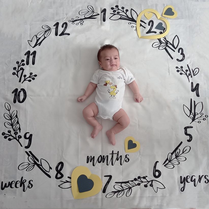 یک ماهگی نوزاد ویهان وکیل زاده