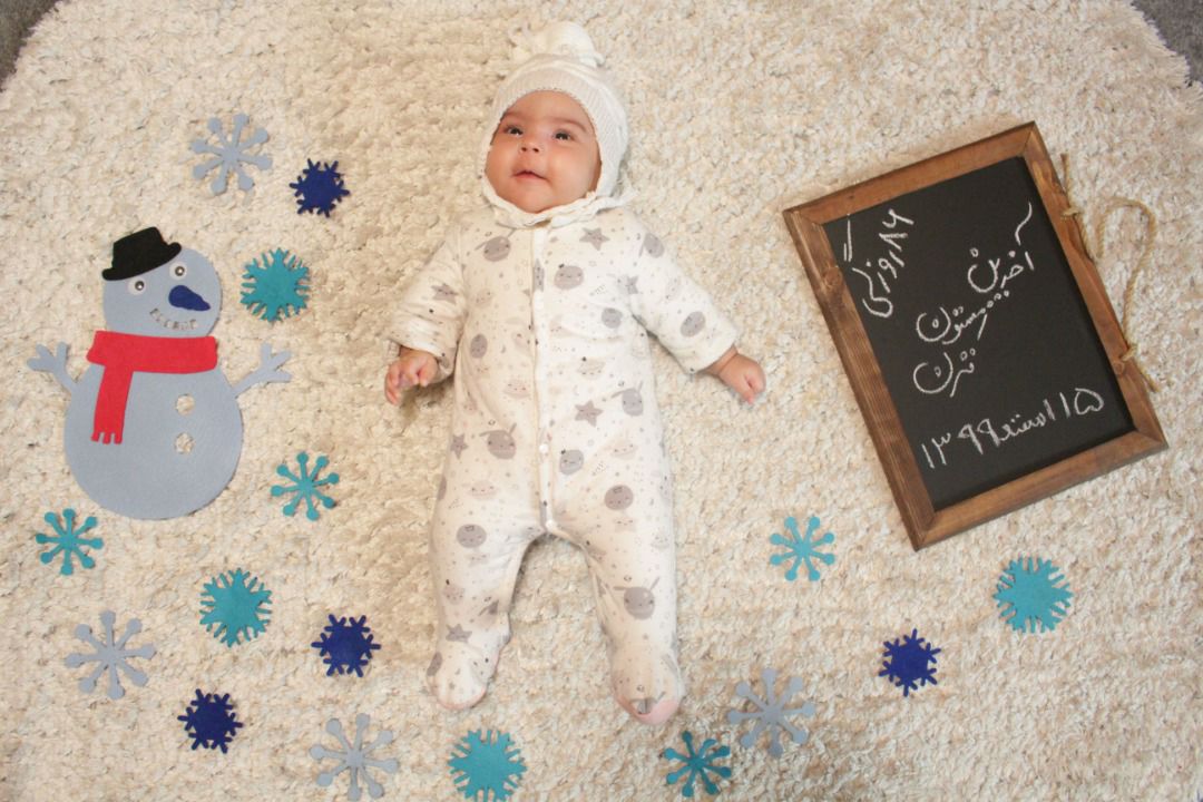 تم عکس زمستانی نوزاد سوین پناهی