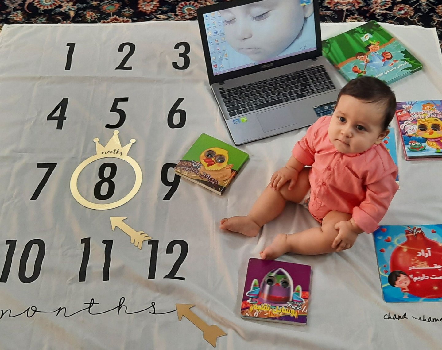 اولین نشستن نوزاد آراد صفری نژاد