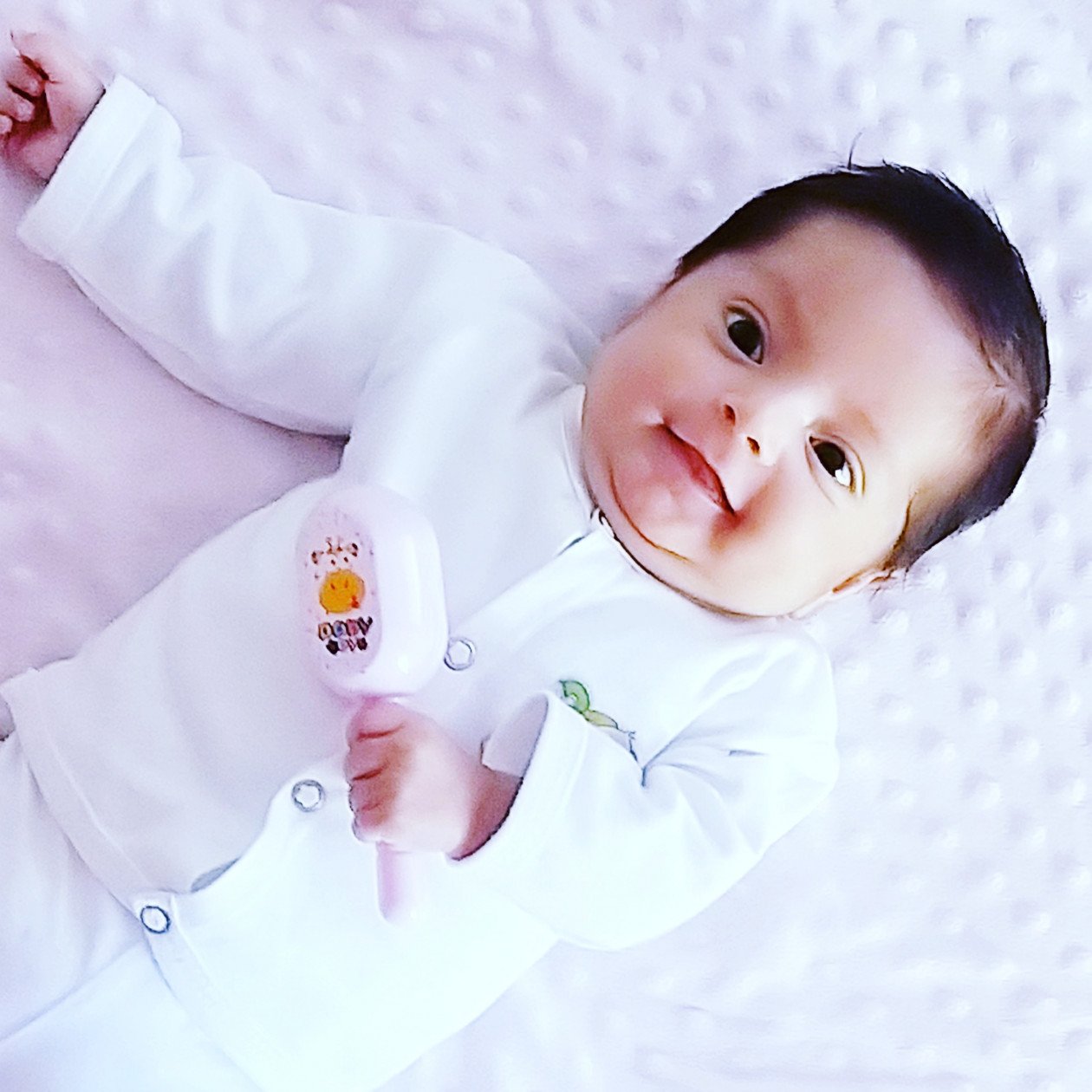 دو ماهگی نوزاد گیسو خرسندی