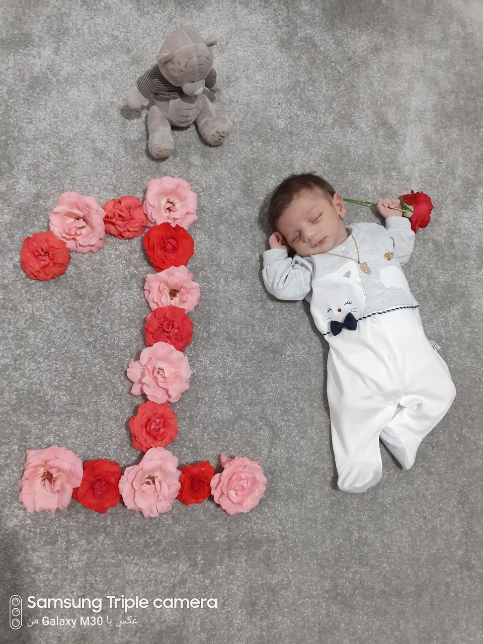 اولین خنده نوزاد كيان ميرعرب رضي