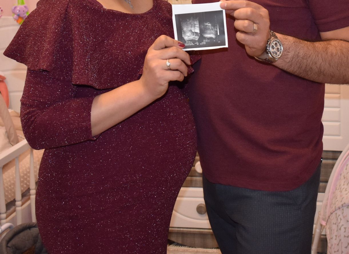 بارداری فرهان دوستان