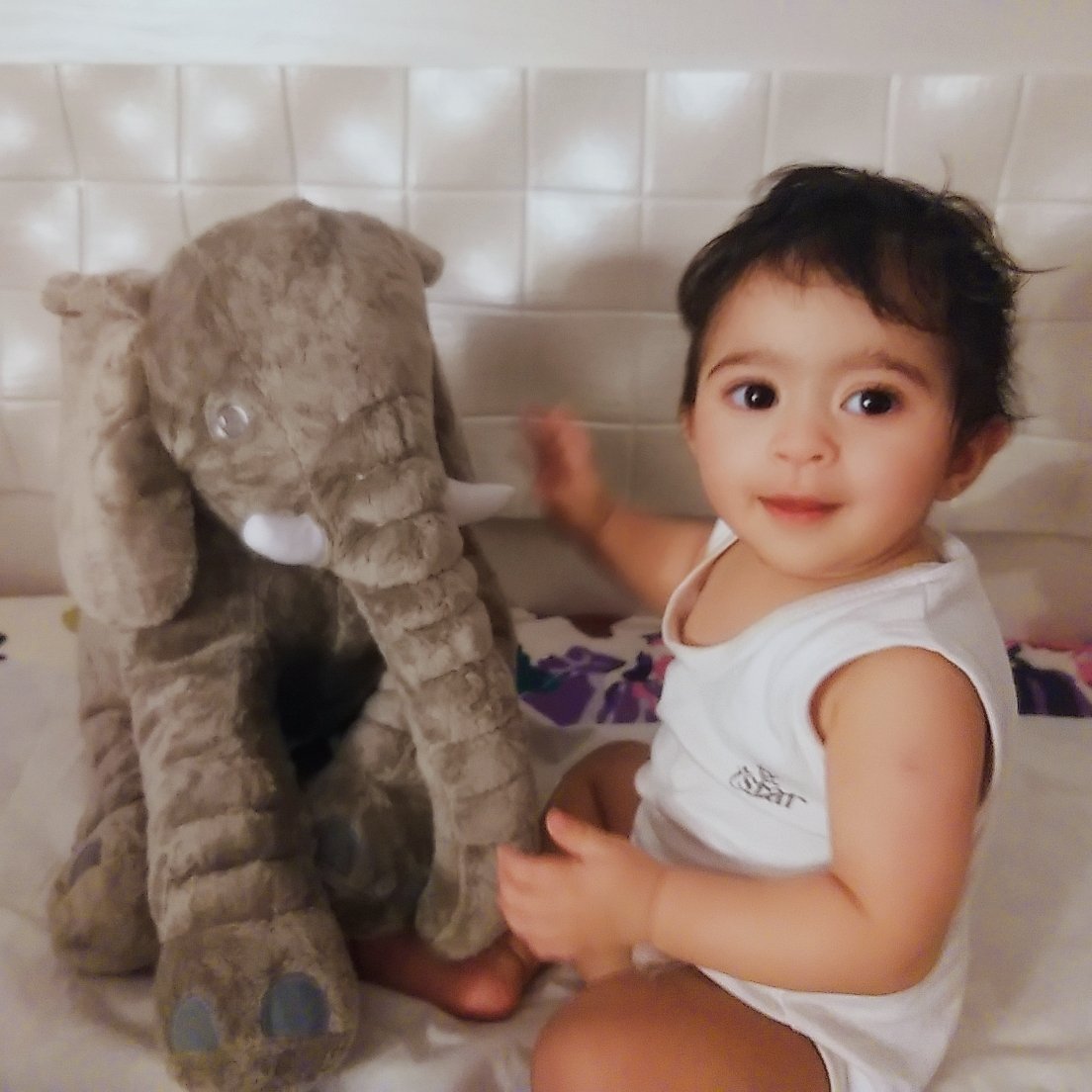 ایستادن نوزاد ملودی حسنیان فر