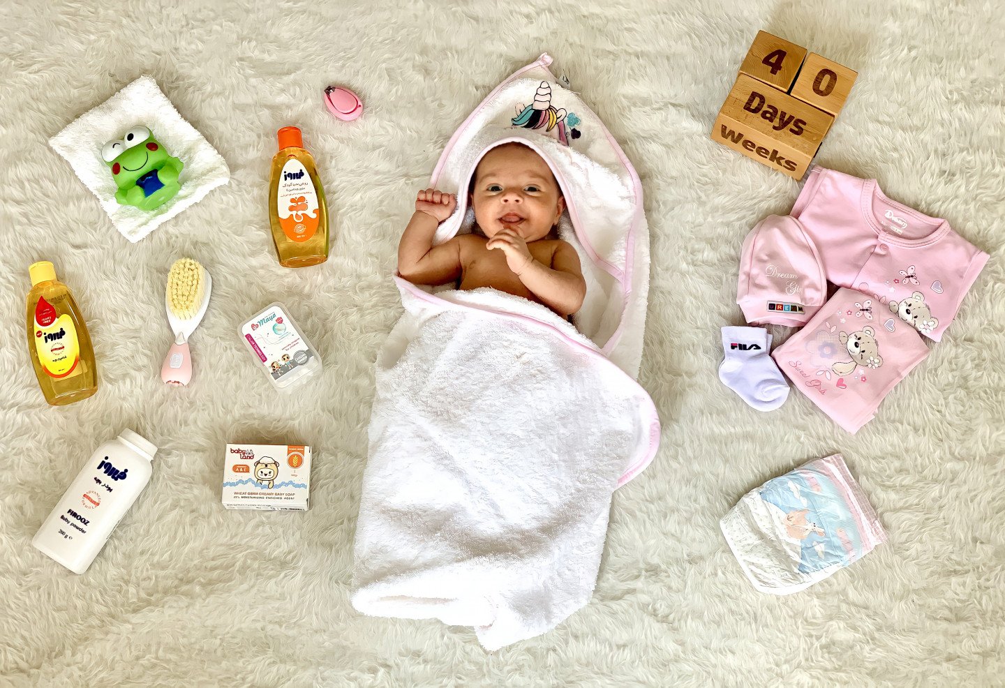 مکعب تاریخ شمار ویژه آریانا استیری