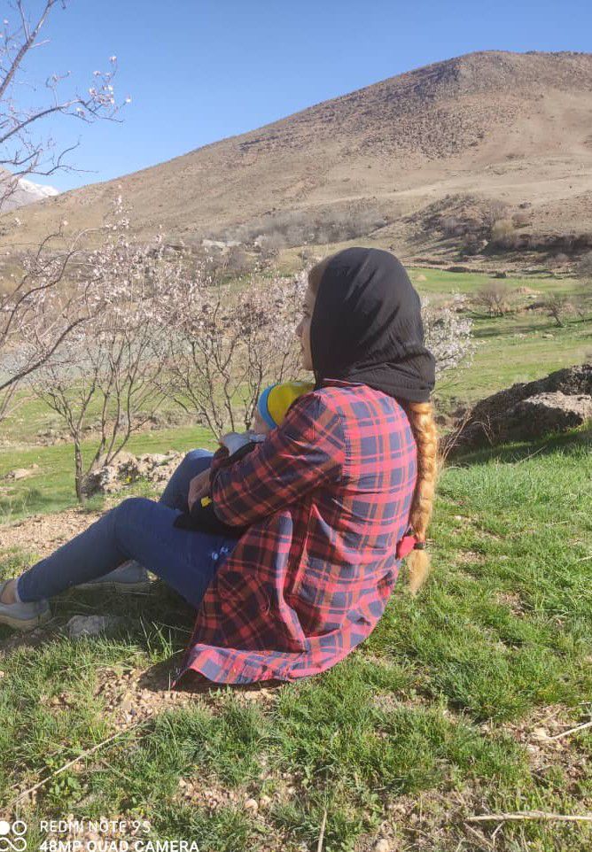 متولد شدن نوزاد آرادقهفرخی