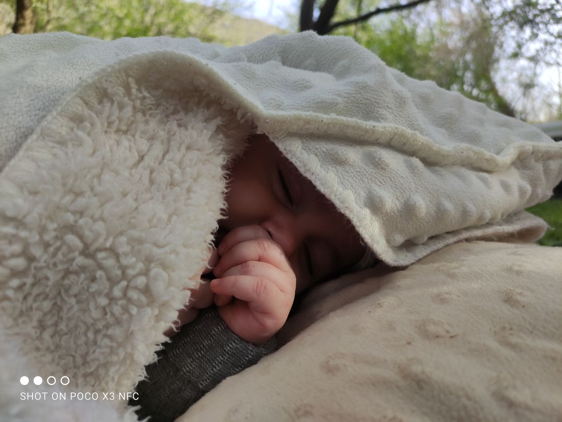 تم عکس بهاری کودک مرسانا قربان‌زاده