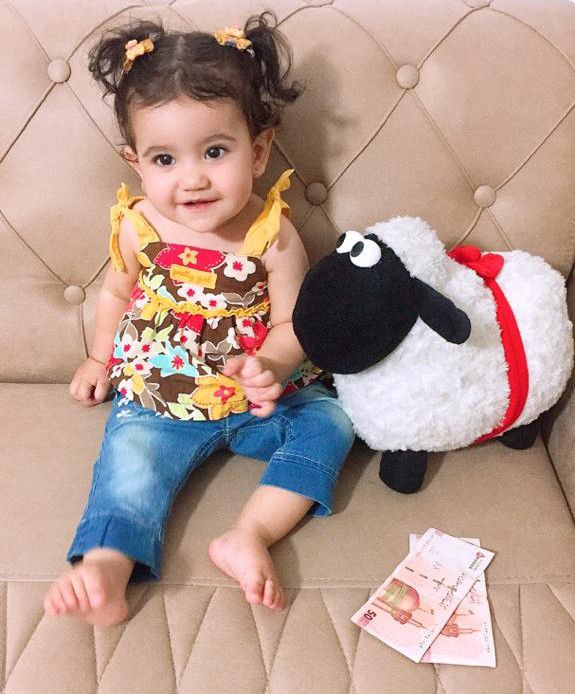 یازده ماهگی نوزاد فلورا خانم