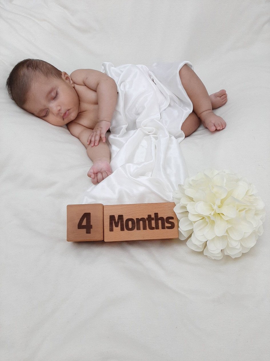 مکعب تاریخ شمار ویژه غزال داودی زنجانی