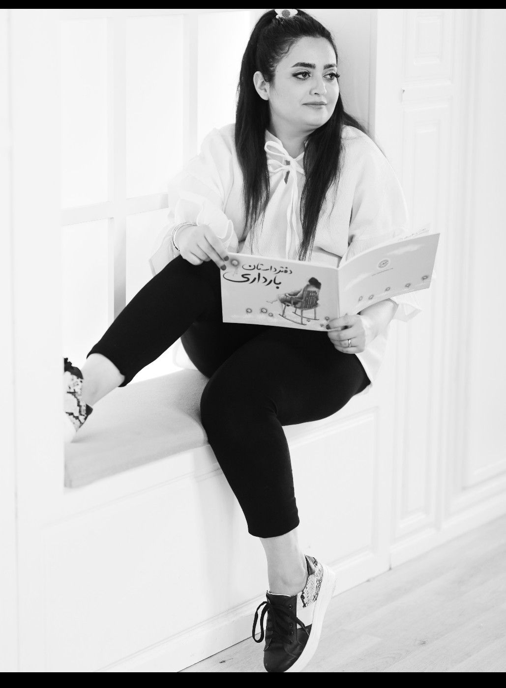 دفتر داستان بارداری سوین گلی