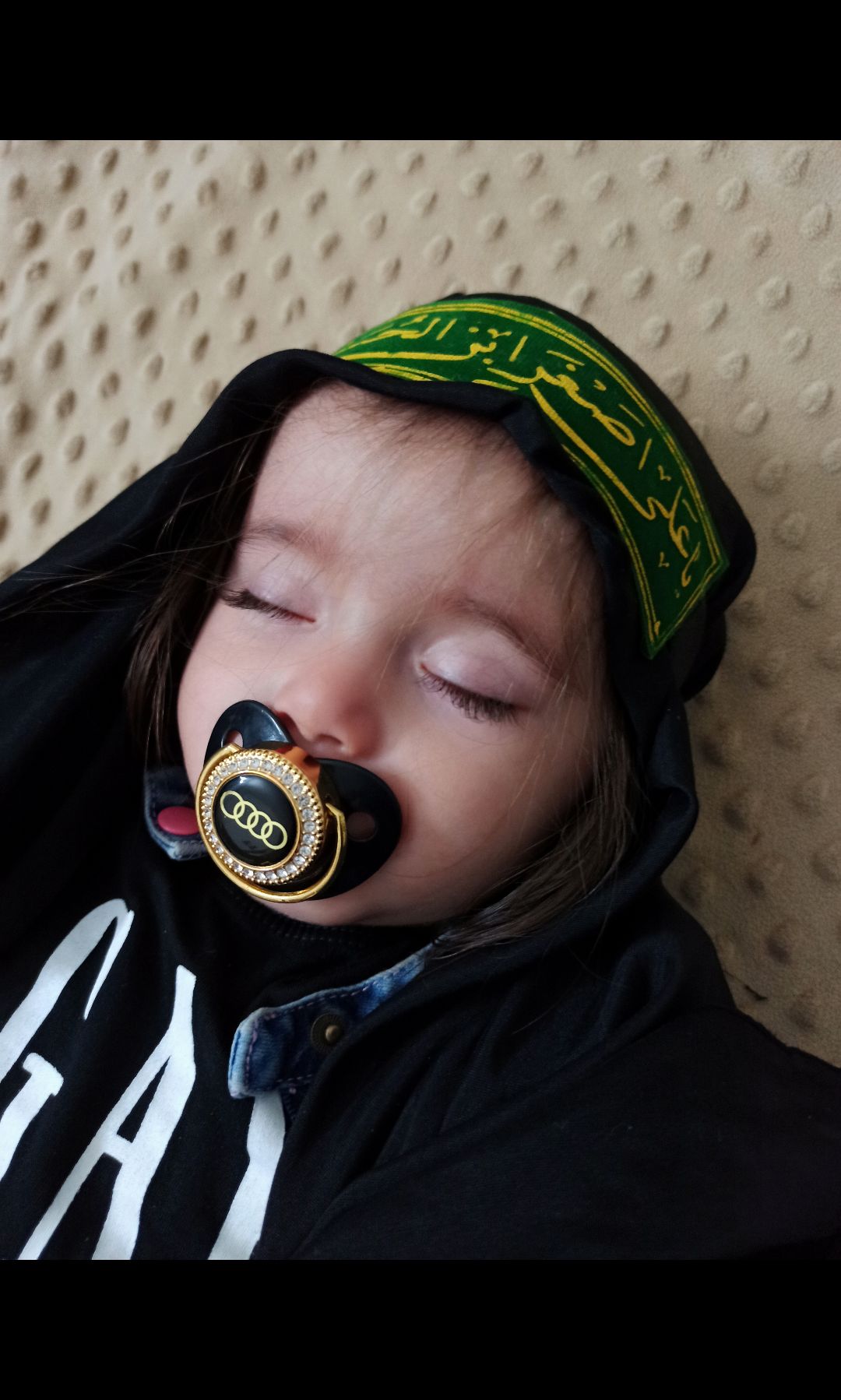 عکس نوزاد دختر Zahra mehrabadi