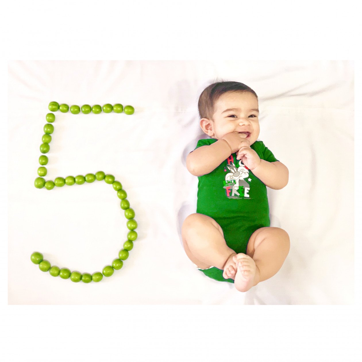 اولین نشستن نوزاد آرشان اله داد