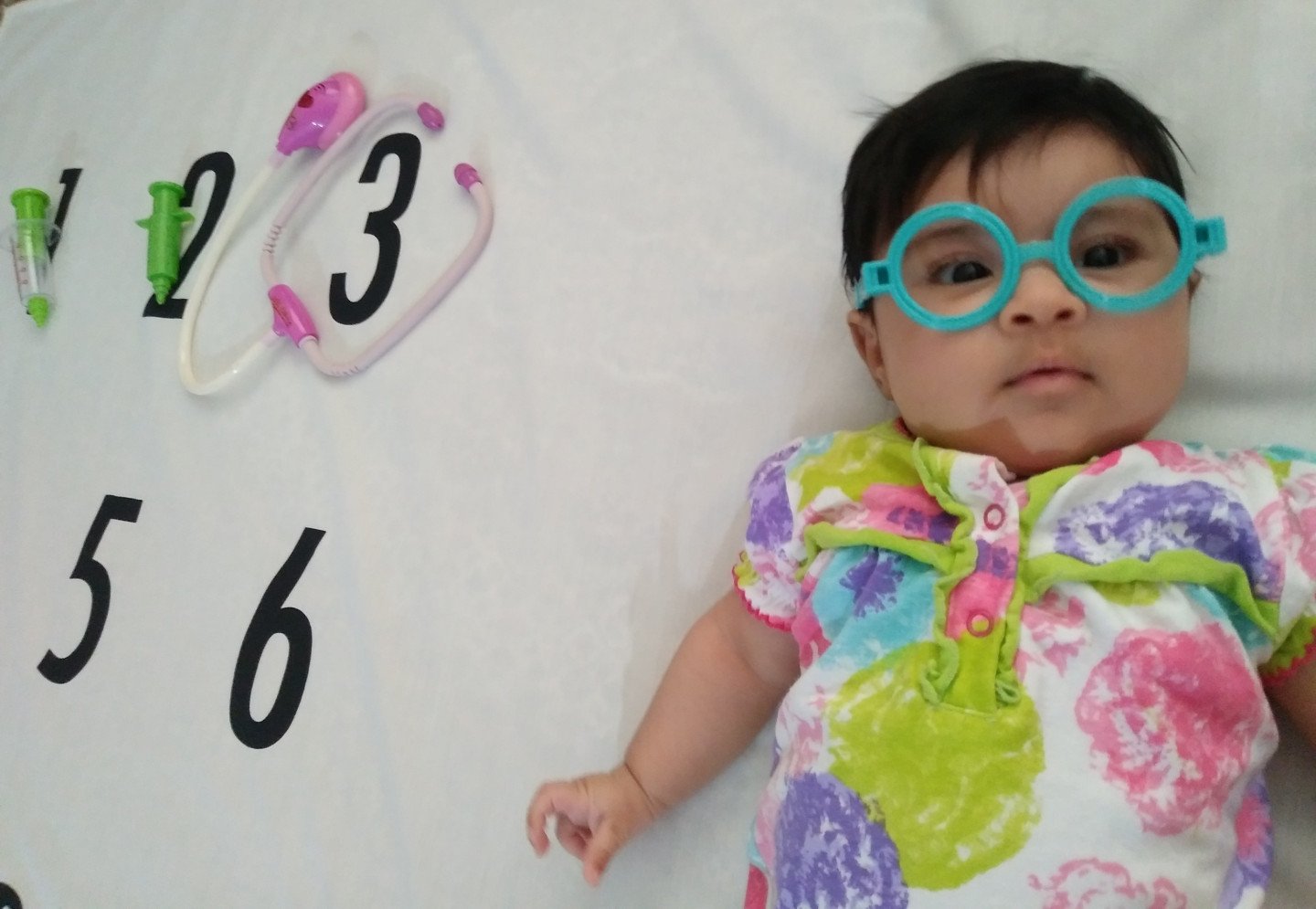 اولین خنده نوزاد سوگل احمدی